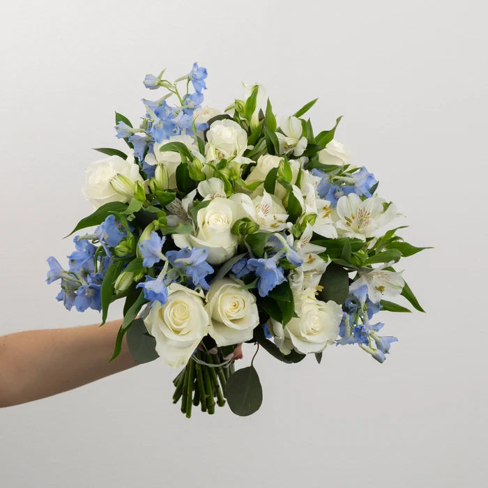Beautiful Blues Flower Centerpieces Vase - Image