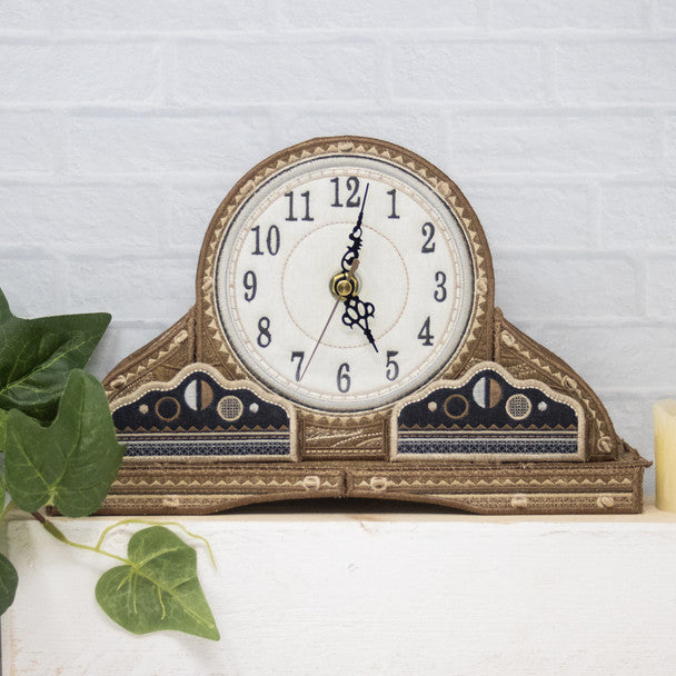 Freestanding Mantle Clock