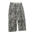 green baggy pants