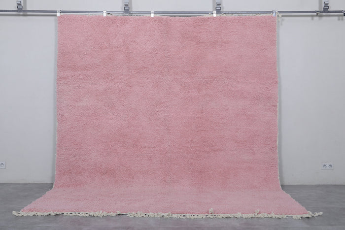 Minimalist Moroccan wool rug in pink - Custom size