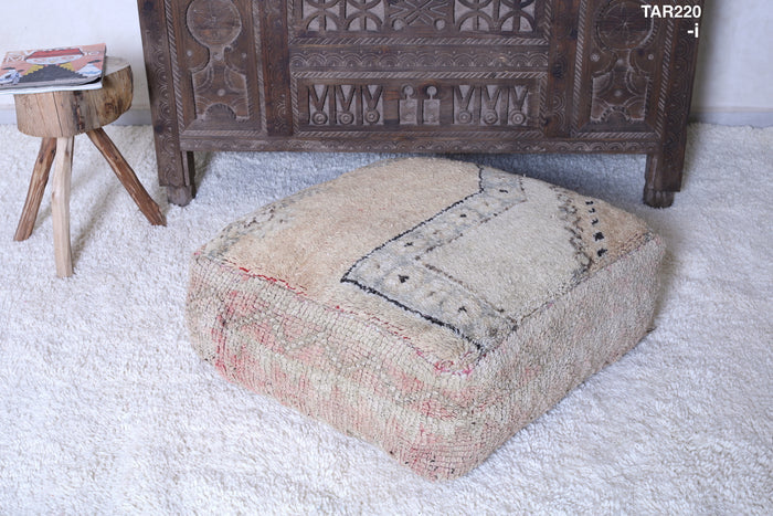 Moroccan kilim handmade ottoman old pouf - Moroccan kilim pouf