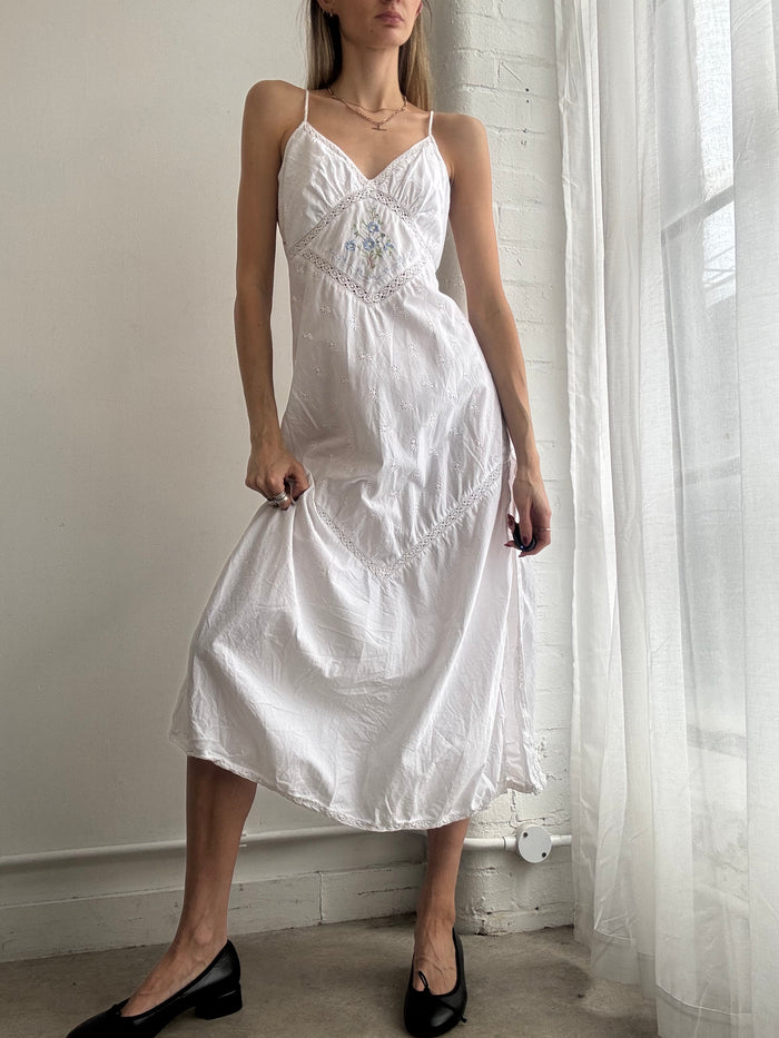 Vintage Y2K white embroidered broderie anglaise maxi slip dress